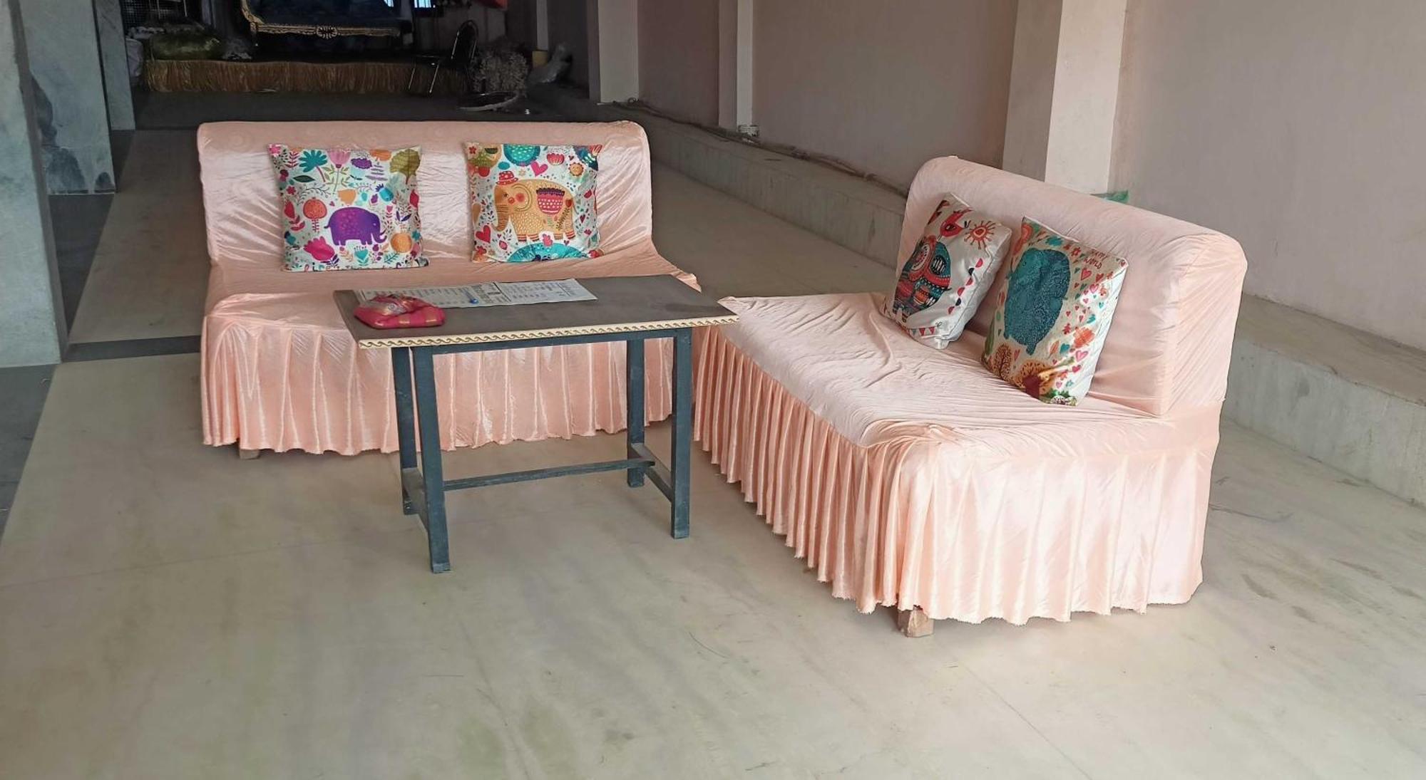 Oyo Hotel Radhe Krishna Marriage Hall Lakhnau Kültér fotó